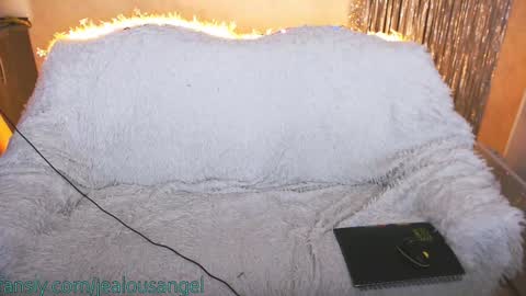 Angel online show from 02/03/25, 03:31