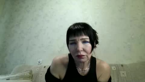 Snapshot of jeanedavis chatting on 04/28/26, 12:43 JeaneDavis online show from 04/28/26, 12:43