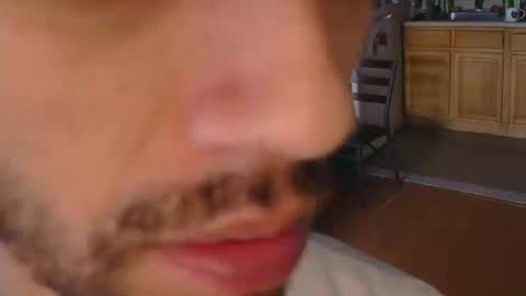 Snapshot of jeanpierbello7 chatting on 10/10/25, 04:50 jean pier bello Silva online show from 10/10/25, 04:50