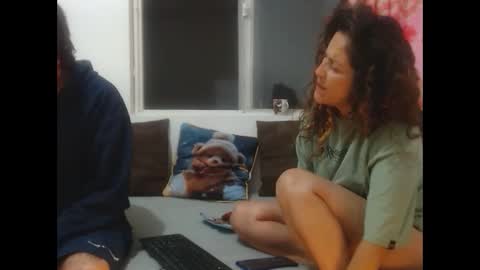 Snapshot of jeans_and_emma chatting on 09/16/25, 12:11 jeans_and_emma online show from 09/16/25, 12:11