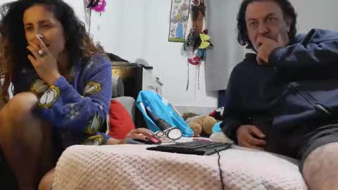 Snapshot of jeans_and_emma chatting on 01/10/26, 01:40 jeans_and_emma online show from 01/10/26, 01:40