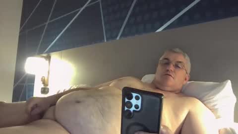 Snapshot of jecko71 chatting on 03/09/25, 05:55 dadbody71 online show from 03/09/25, 05:55