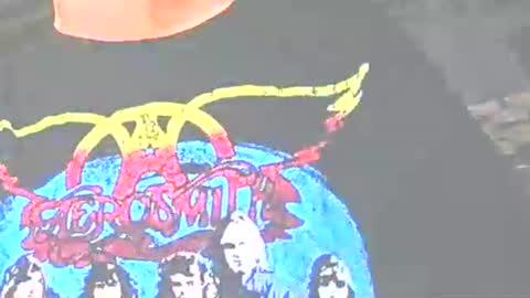 Snapshot of jedishy925585 chatting on 11/27/25, 10:28 jedishy925585 online show from 11/27/25, 10:28