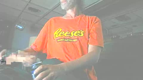 Snapshot of jedishy925585 chatting on 06/15/26, 08:33 jedishy925585 online show from 06/15/26, 08:33