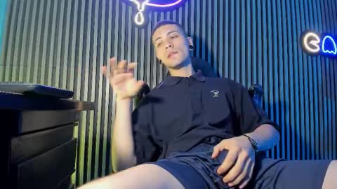 Snapshot of jefer_rick chatting on 10/13/25, 01:00 Jeff online show from 10/13/25, 01:00