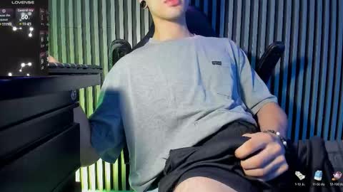 Snapshot of jefer_rick chatting on 10/16/25, 02:07 Jeff online show from 10/16/25, 02:07