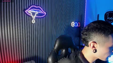 Snapshot of jefer_rick chatting on 11/27/25, 12:29 Jeff online show from 11/27/25, 12:29