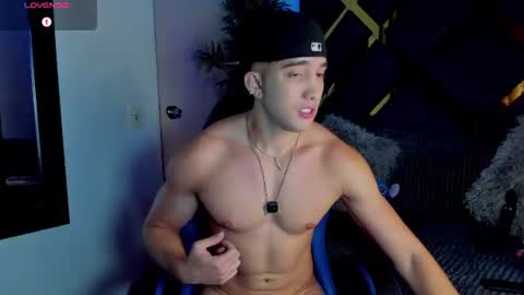 Snapshot of jeicob_stone1 chatting on 07/12/26, 01:29 JEICOB STONE online show from 07/12/26, 01:29