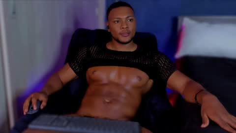 Snapshot of jeicowesst chatting on 01/16/25, 07:10 jeicowesst online show from 01/16/25, 07:10