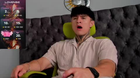 JC online show from 01/08/25, 04:54