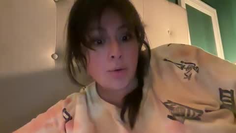 Jelli online show from 01/29/25, 01:17