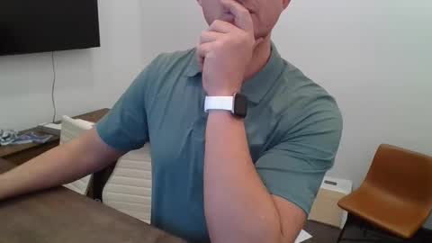 Snapshot of jellyforme chatting on 12/19/25, 08:27 jellyforme online show from 12/19/25, 08:27