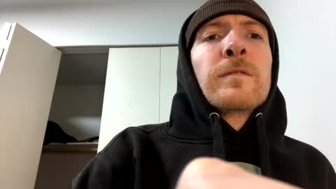 jem_boi_ online show from 02/10/25, 07:58