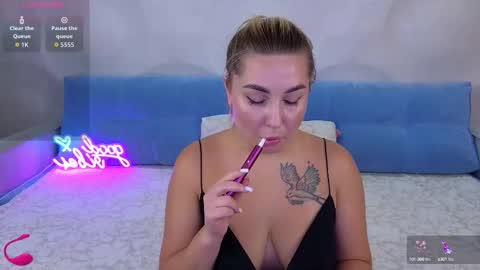 Alice online show from 09/22/25, 01:02