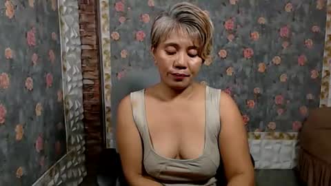 Snapshot of jemm36 chatting on 01/16/25, 06:03 Jem online show from 01/16/25, 06:03