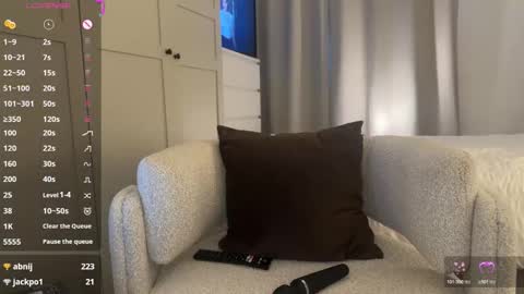 Jem online show from 12/18/25, 01:06