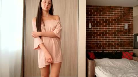 JENNY  YOUR HOME GIRL   online show from 05/17/26, 10:44