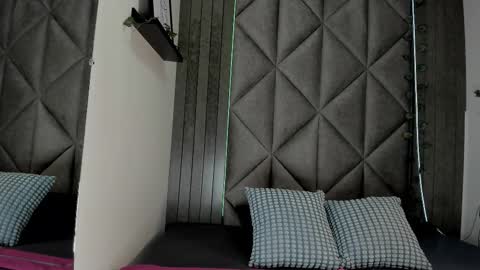 Jena  online show from 12/19/25, 07:54