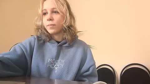 Snapshot of jenaehaby chatting on 03/03/26, 04:40 Jessica online show from 03/03/26, 04:40