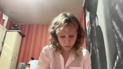 Snapshot of jenaehaby chatting on 06/09/26, 11:00 Jessica online show from 06/09/26, 11:00