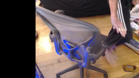 PegMePlease online show from 12/17/25, 04:35