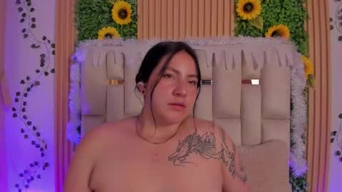 Snapshot of jeniferpowell_nm chatting on 11/20/25, 08:52 jeniferpowell_nm online show from 11/20/25, 08:52