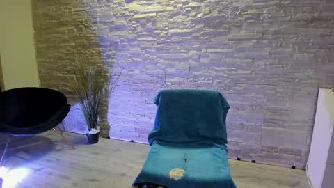 Jenifer  online show from 04/03/26, 07:01