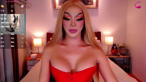 Queen Jenifer online show from 02/14/25, 07:54