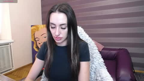 Kira online show from 04/04/26, 08:34