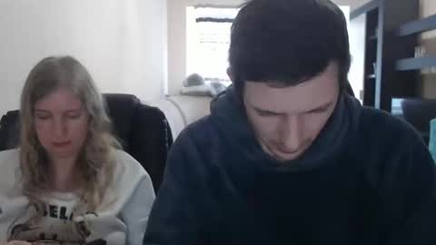 JenisAndPeter online show from 03/10/25, 10:04