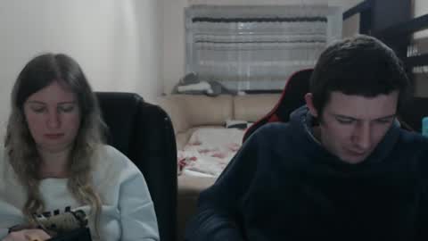 JenisAndPeter online show from 03/11/25, 05:57