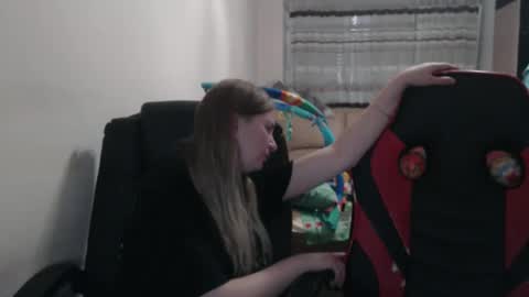 JenisAndPeter online show from 09/23/25, 06:22