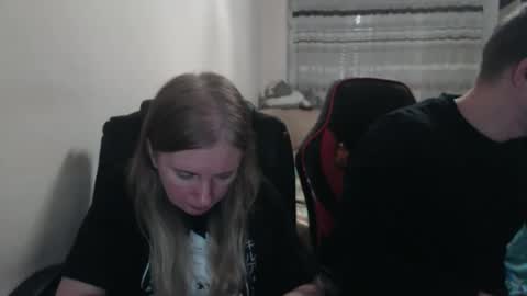 JenisAndPeter online show from 09/26/25, 08:02