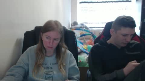 JenisAndPeter online show from 10/16/25, 07:20