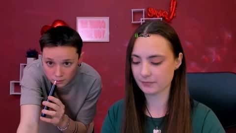 Snapshot of jenna_elayne chatting on 02/16/26, 08:43 jenna_elayne online show from 02/16/26, 08:43