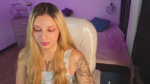 Snapshot of jennaa_cooper chatting on 11/20/25, 10:53 jennaa_cooper online show from 11/20/25, 10:53