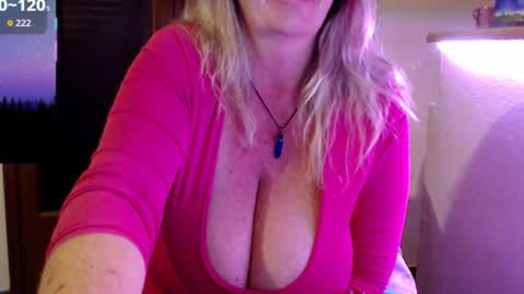 Snapshot of jennadeluxe chatting on 01/31/26, 09:13 Jenna online show from 01/31/26, 09:13