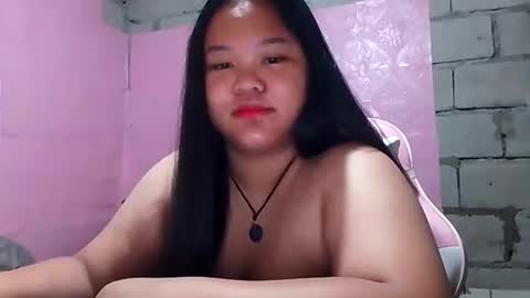 jennalyn_19 online show from 11/12/25, 10:52