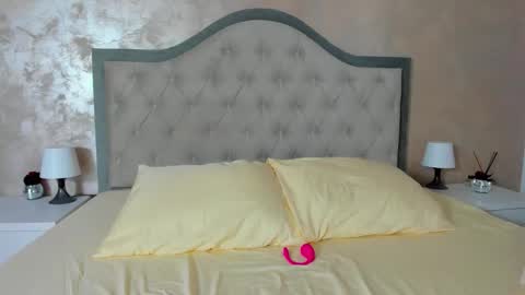 Snapshot of jennamyers chatting on 09/30/25, 07:19 JennaMyers online show from 09/30/25, 07:19