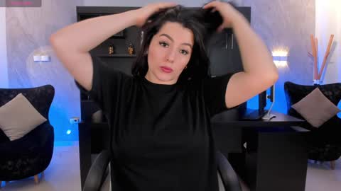 Jenna Olson  online show from 01/15/25, 06:40