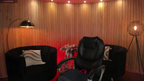 Jenna Olson  online show from 02/19/26, 06:59