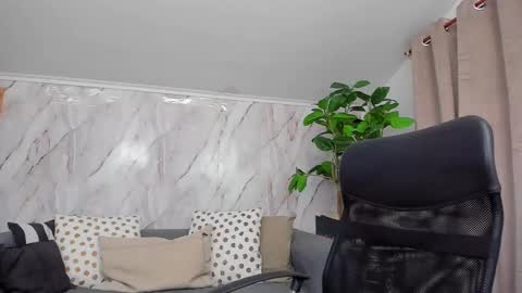 JennaPrice online show from 03/06/25, 06:16