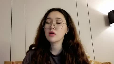 Snapshot of jennatyan chatting on 06/17/26, 03:53 JENNA online show from 06/17/26, 03:53
