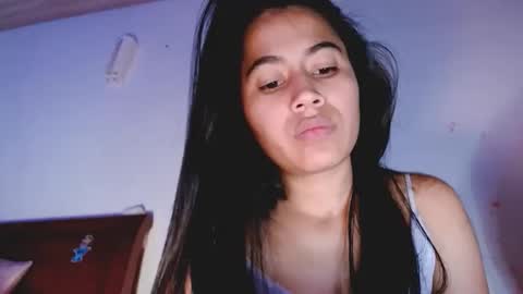 jenner_lena online show from 04/16/26, 07:53