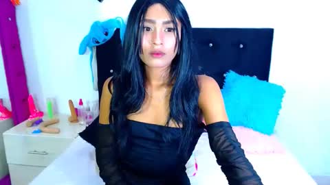 Snapshot of jenng18 chatting on 12/19/25, 07:26 jenn online show from 12/19/25, 07:26