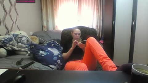 JenniDeep online show from 01/19/26, 08:51