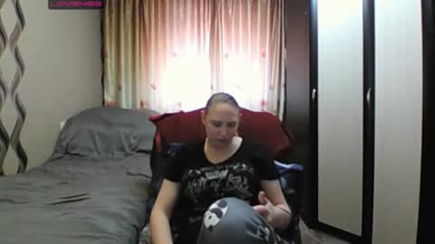 JenniDeep online show from 02/25/26, 10:03