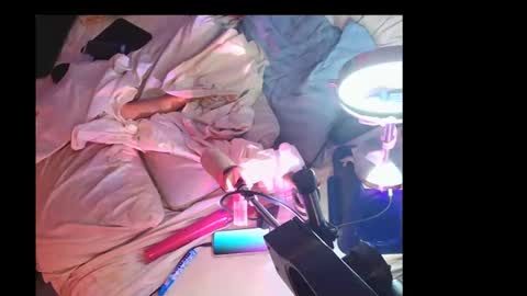 Jennie bttmcd online show from 01/09/25, 05:13