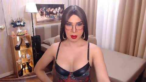 jenniegarcia online show from 05/15/26, 09:05