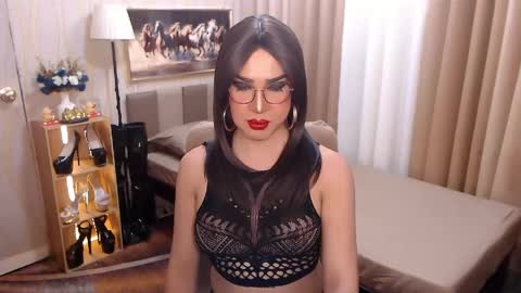 jenniegarcia online show from 05/19/26, 01:06